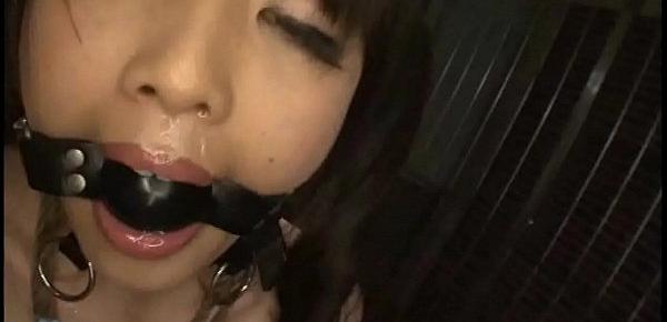  Asian cunt Suzu Wakana gets bondage tortured and whipped like a whore
